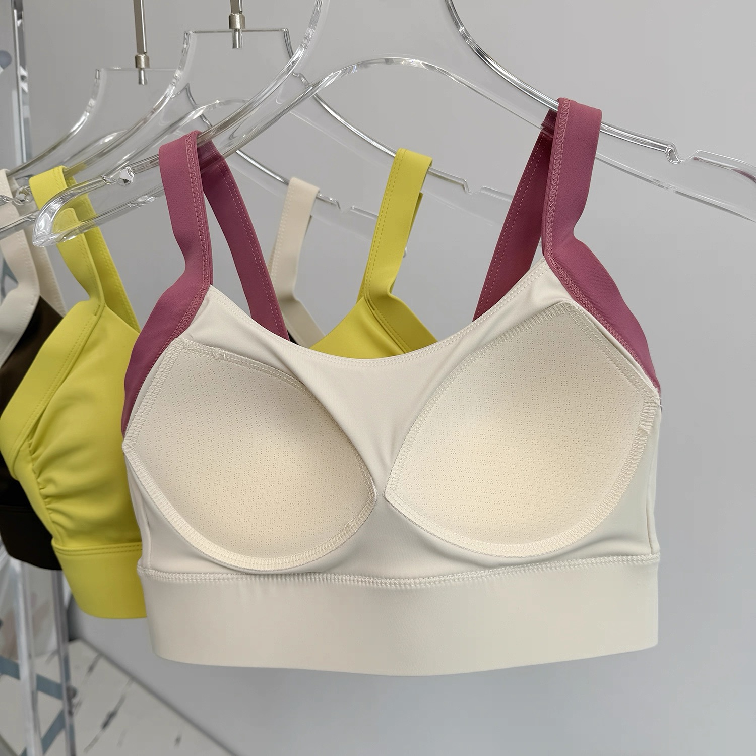 Women's High-Intensity One-Cup - огляд і ціна Running Gear