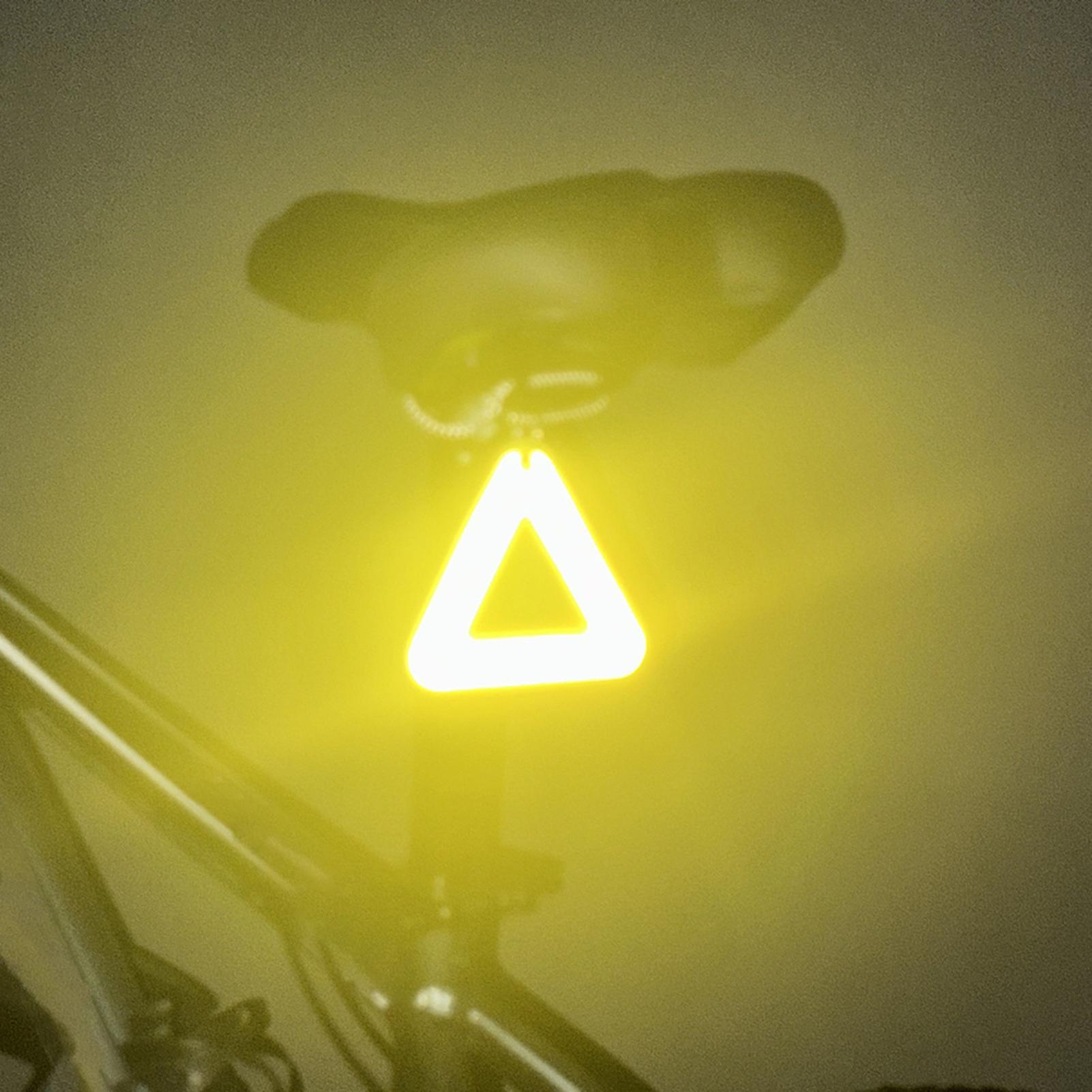 Triangle Reflective Pendants H - огляд і ціна Running Gear Outdoor